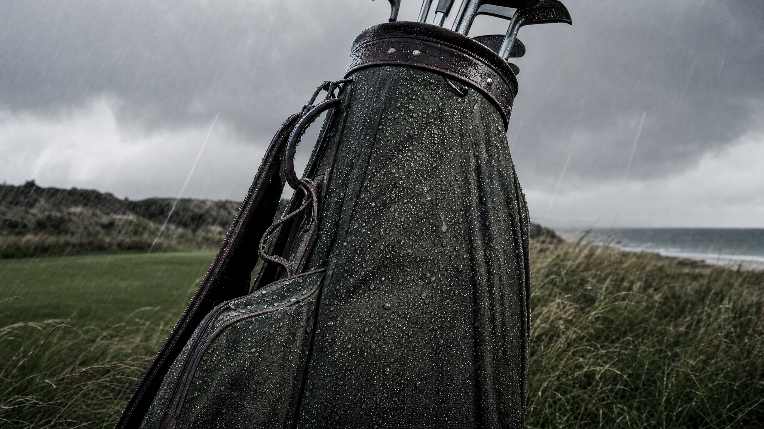 Wax canvas golf bag field testing across four climates — Links Sports Co proprietary wax canvas formula development